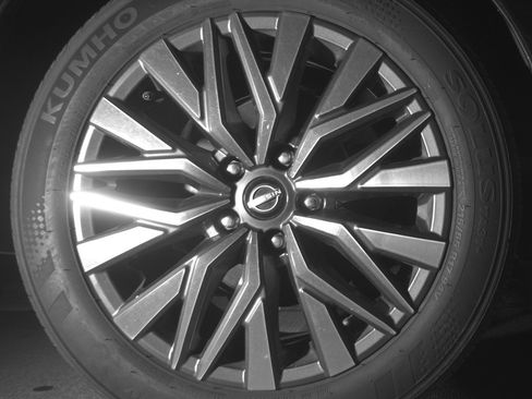 Used 2025 Nissan Altima 2.5 SV image 15