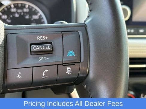 Certified 2025 Nissan Rogue SV AWD/4WD image 15