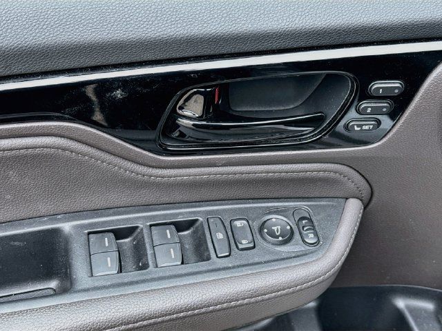 Certified 2024 Honda Odyssey Touring image 17