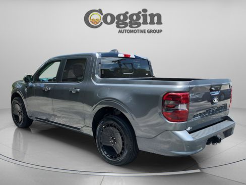 New 2025 Ford Maverick Lobo image 3