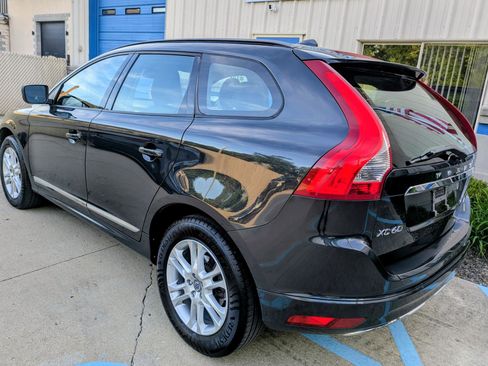 Used 2015 Volvo XC60 T5 AWD/4WD image 4