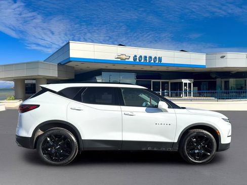 Used 2024 Chevrolet Blazer LT w/ Convenience Package image 5