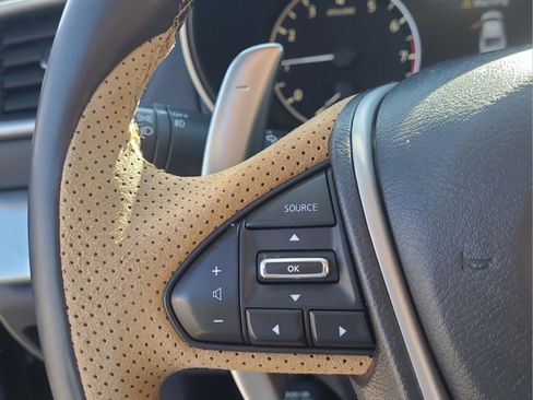 Used 2016 Nissan Maxima SR w/ Interior Lighting Package image 26