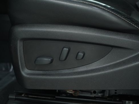 Used 2019 Chevrolet Silverado 2500 LTZ image 25