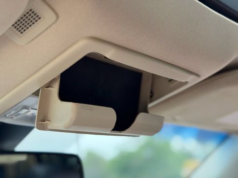 Used 2014 Lincoln MKT AWD w/ Equipment Group 201A image 27