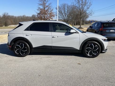 Certified 2024 Hyundai Ioniq 5 SEL image 9