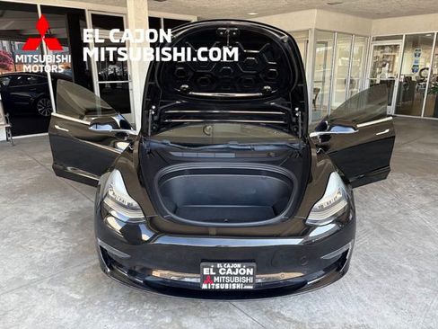 Used 2018 Tesla Model 3 Long Range RWD image 18