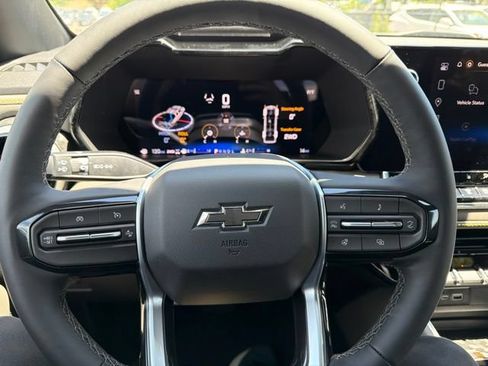 New 2026 Chevrolet Colorado ZR2 w/ Technology Package AWD/4WD image 12
