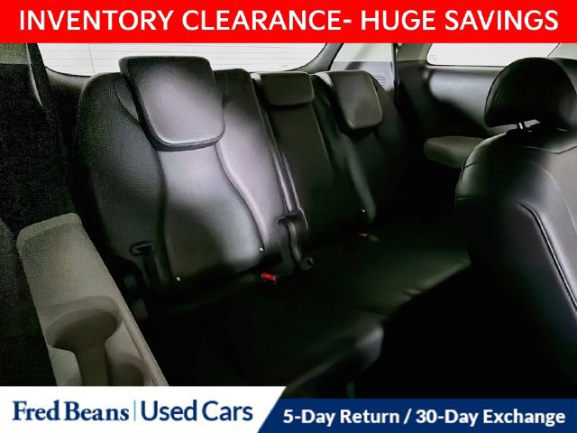 Used 2024 Kia Carnival LX FWD image 35