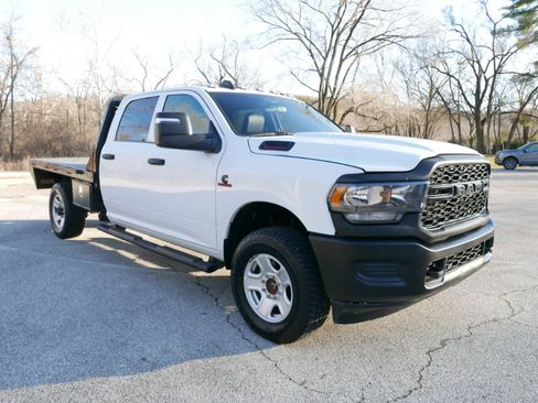 Used 2024 RAM 2500 Tradesman w/ Snow Chief Group image 4