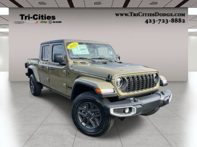 New 2025 Jeep Gladiator Sport AWD/4WD image 1