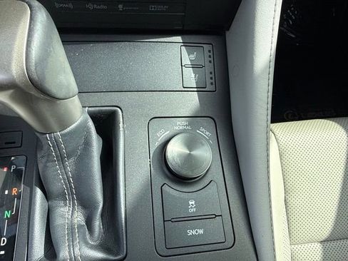 Used 2015 Lexus RC 350 w/ Navigation System Package RWD image 27