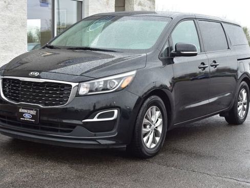 Used 2019 Kia Sedona LX FWD image 15