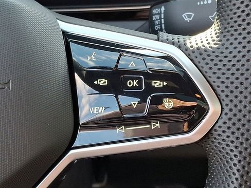 Certified 2025 Volkswagen Jetta GLI Autobahn w/ GLI Black Package image 22