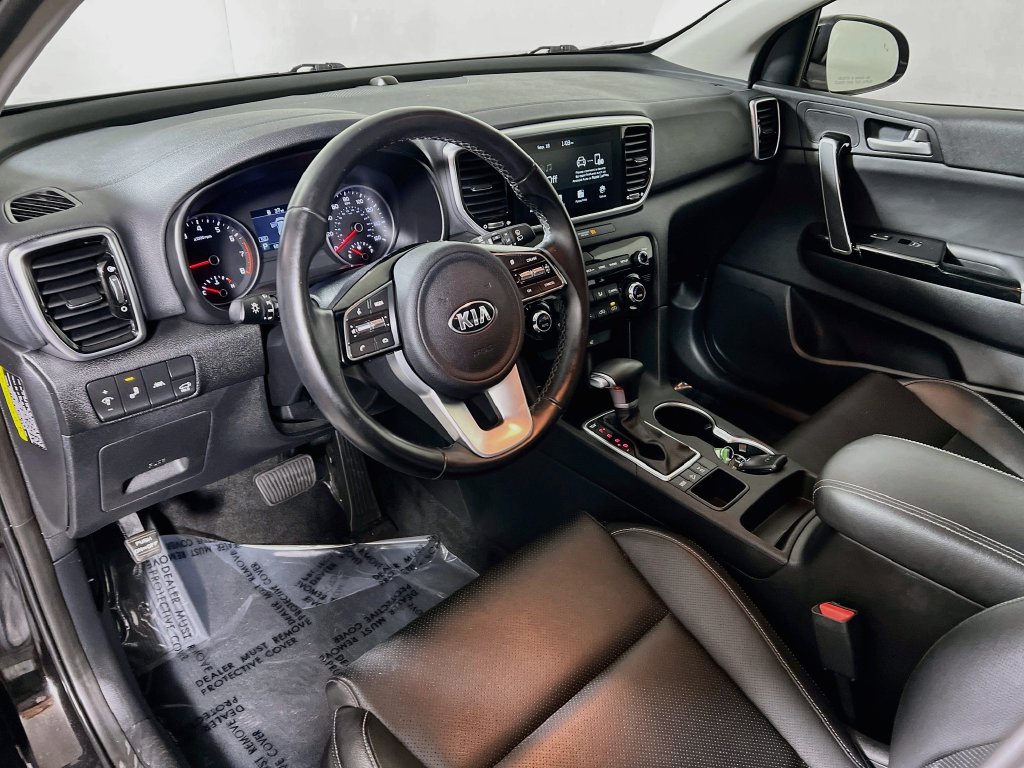 Used 2020 Kia Sportage EX AWD/4WD image 9