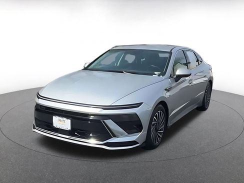 Used 2025 Hyundai Sonata SEL FWD image 7