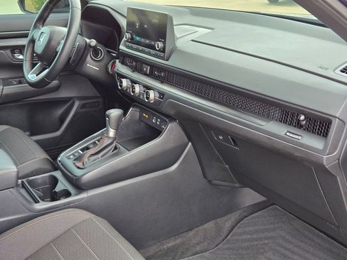 Used 2025 Honda CR-V Sport image 26