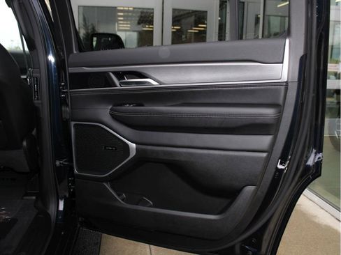 New 2025 Jeep Wagoneer Series II w/ Premium Group I image 30