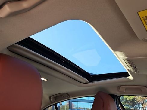 Certified 2025 MAZDA MAZDA3 s image 19