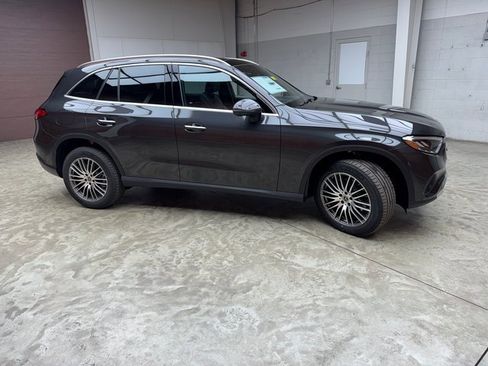 New 2026 Mercedes-Benz GLC 300 GLC 300 image 6