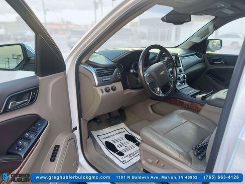 Used 2018 Chevrolet Suburban Premier image 12