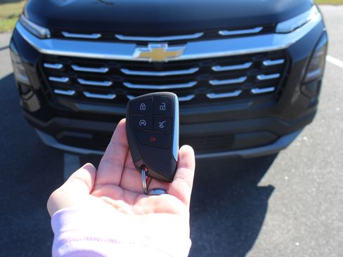 New 2026 Chevrolet Equinox LT image 55