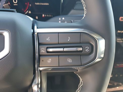 New 2026 GMC Acadia Denali w/ Super Cruise Package image 35