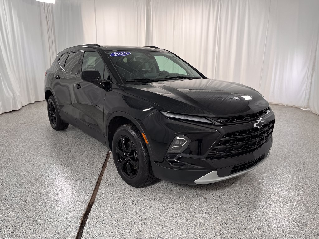 Used 2023 Chevrolet Blazer LT w/ Convenience Package AWD/4WD image 13