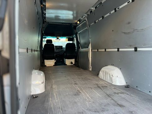Used 2021 Mercedes-Benz Sprinter 2500 w/ Driver Convenience Package image 24
