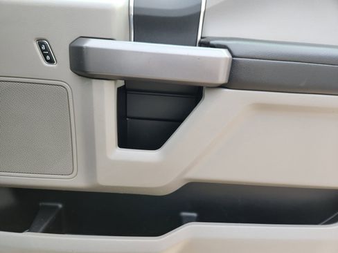 Used 2018 Ford F350 XLT w/ XLT Value Package image 38