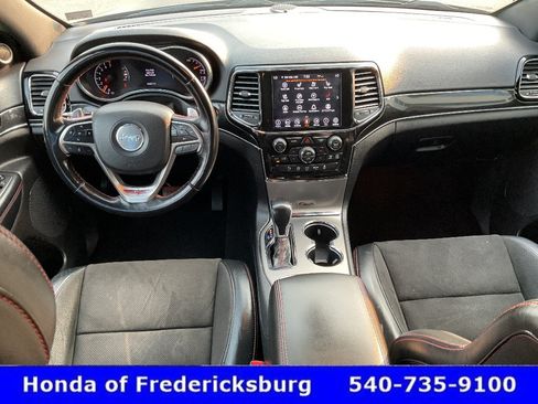 Used 2021 Jeep Grand Cherokee Trailhawk w/ Premium Lighting Group AWD/4WD image 44
