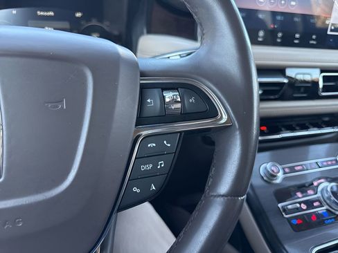 Used 2021 Lincoln Nautilus Reserve FWD image 18