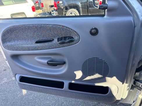 Used 2002 Dodge Ram 2500 Truck 4x4 Quad Cab image 22