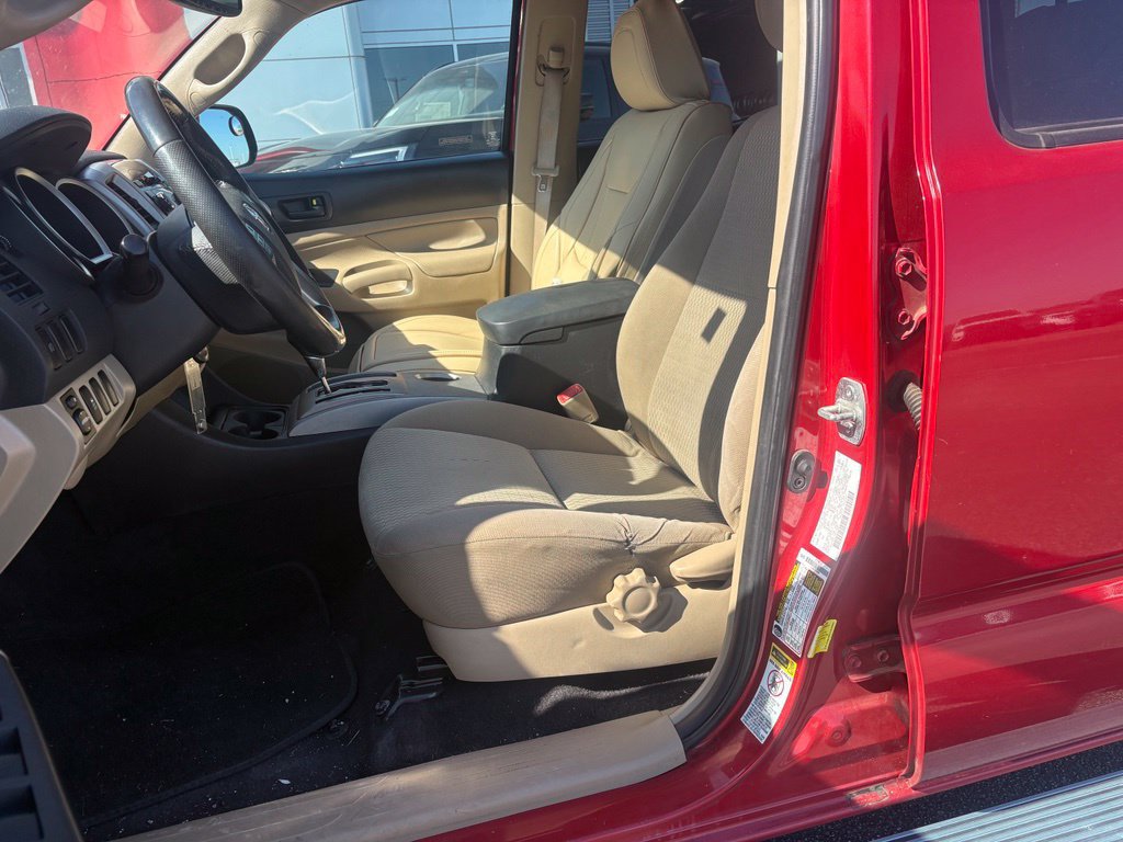Used 2012 Toyota Tacoma PreRunner w/ SR5 Pkg RWD image 10