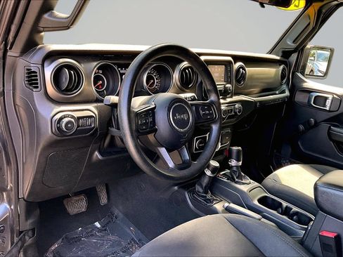 Used 2021 Jeep Wrangler Unlimited Sport AWD/4WD image 13