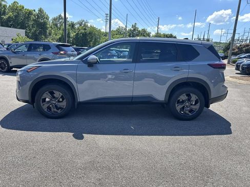 New 2026 Nissan Rogue SV AWD/4WD image 4