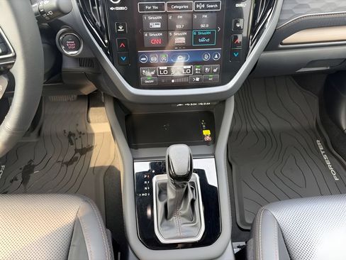 Certified 2025 Subaru Forester Touring AWD/4WD image 12