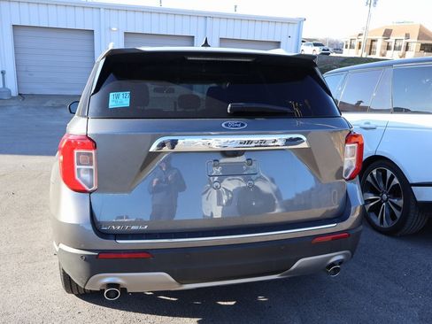 Certified 2023 Ford Explorer Limited image 7