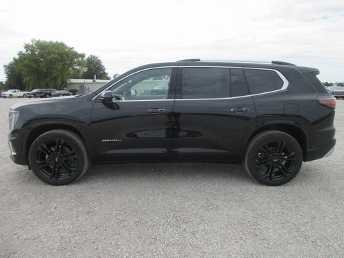 New 2026 GMC Acadia Denali w/ Super Cruise Package image 9