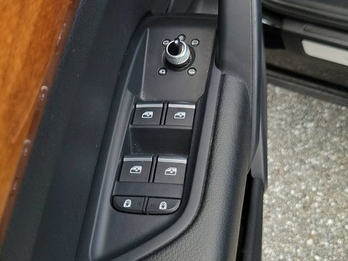 Certified 2023 Audi Q5 Premium w/ Convenience Package AWD/4WD image 21