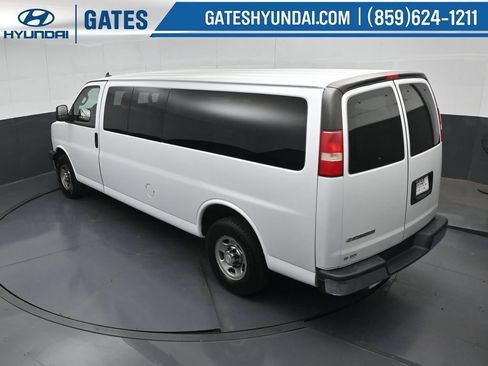 Used 2019 Chevrolet Express 3500 LT w/ LT Preferred Equipment Group RWD image 40