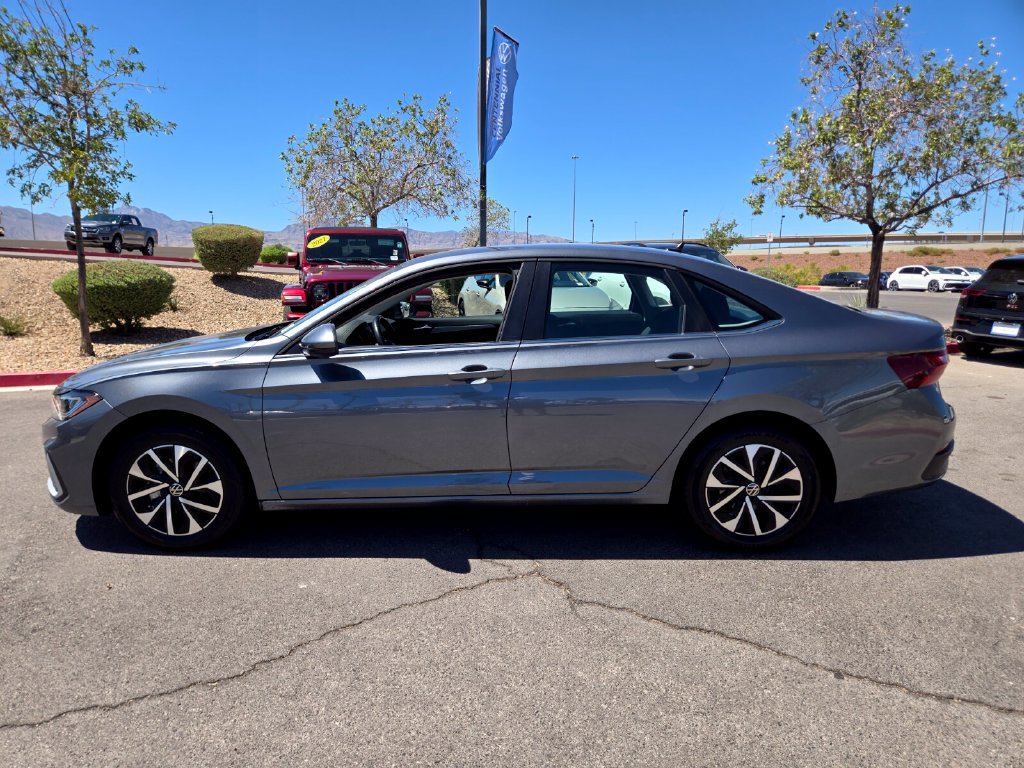 Used 2025 Volkswagen Jetta S FWD image 3