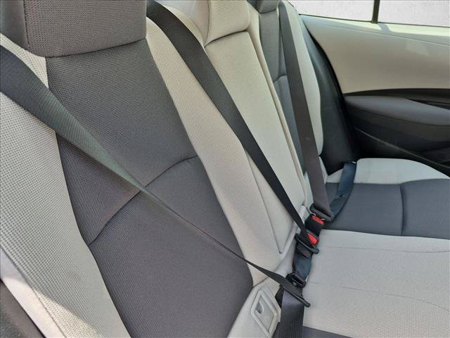 Used 2025 Toyota Corolla LE FWD image 18