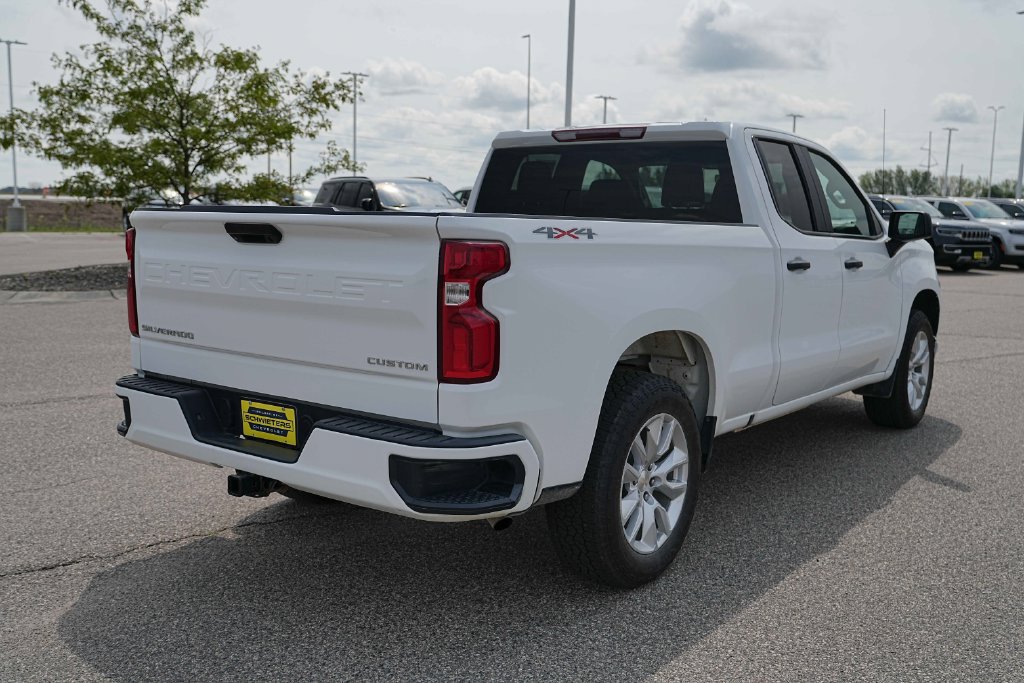 Used 2020 Chevrolet Silverado 1500 Custom w/ Trailering Package AWD/4WD image 7