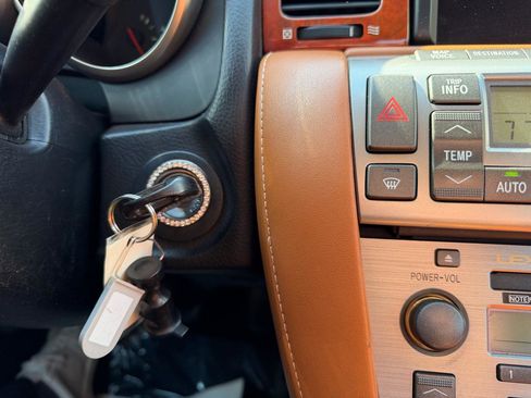 Used 2002 Lexus SC 430 Convertible image 42