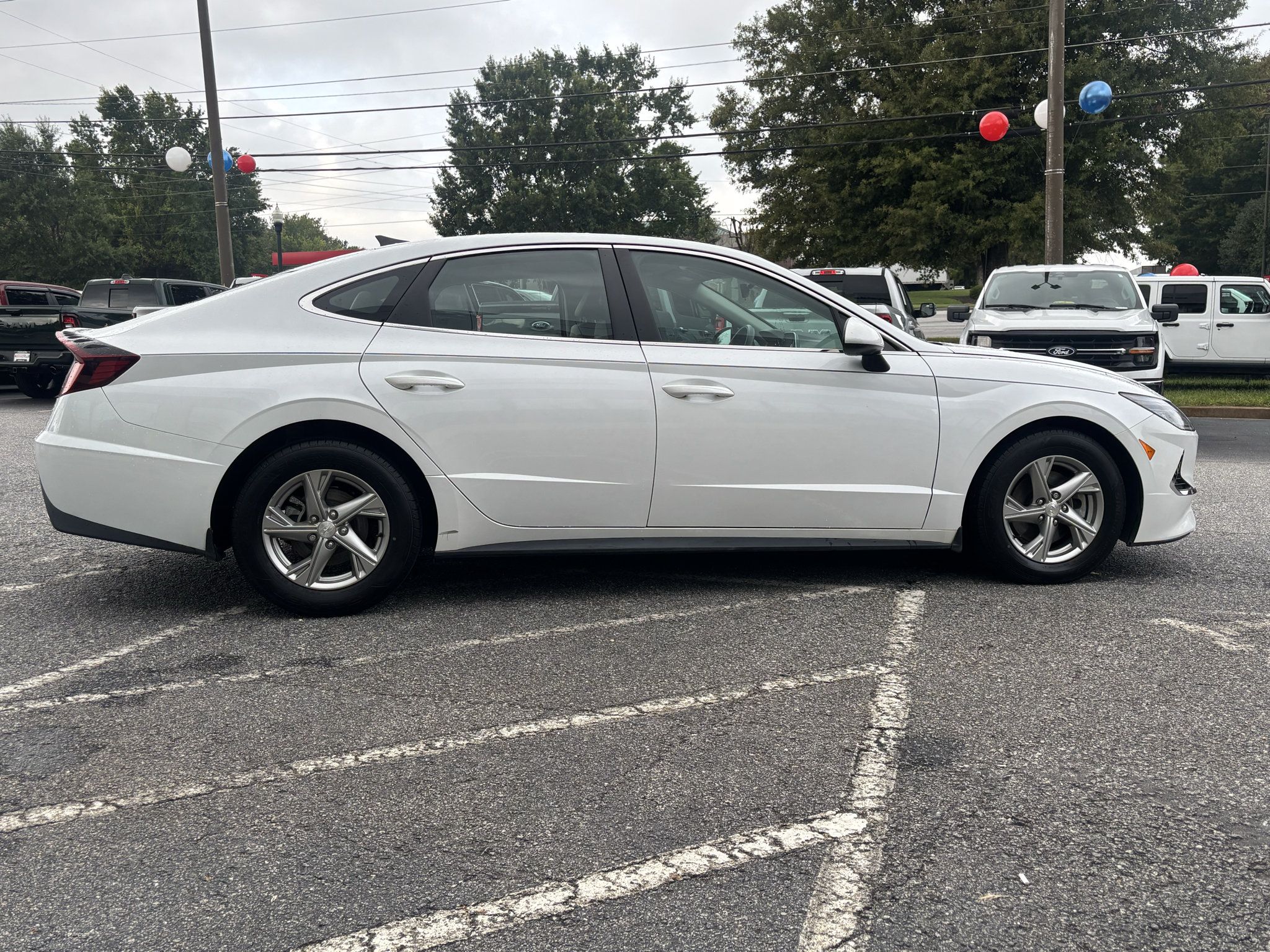 Used 2022 Hyundai Sonata SE FWD image 5