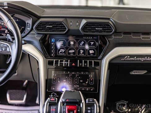 Used 2020 Lamborghini Urus image 36