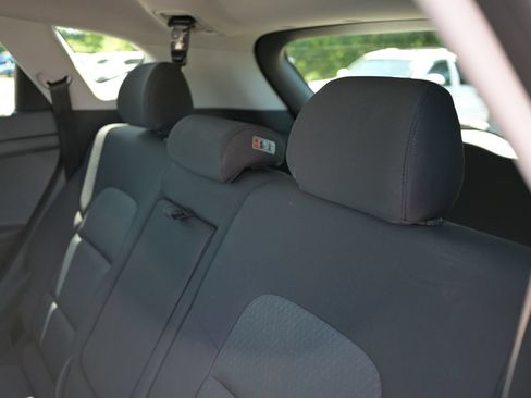 Used 2018 Hyundai Tucson SE AWD/4WD image 34
