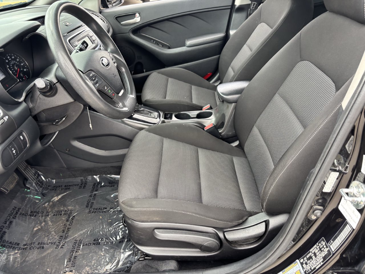 Used 2017 Kia Forte LX FWD image 17