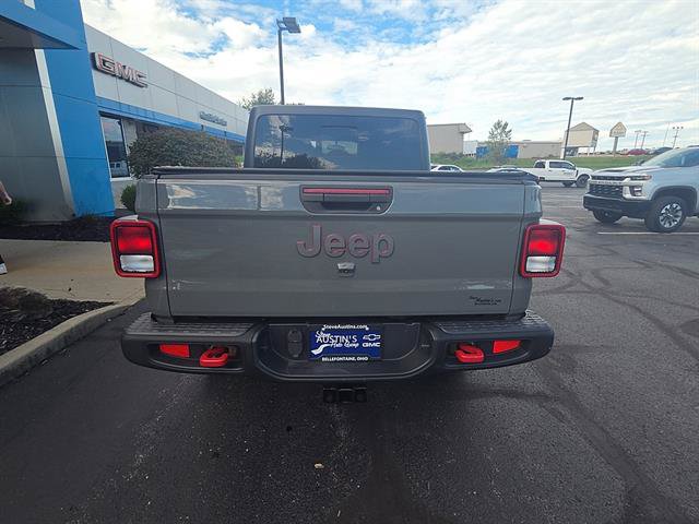 Used 2021 Jeep Gladiator Rubicon w/ Cold Weather Group AWD/4WD image 6